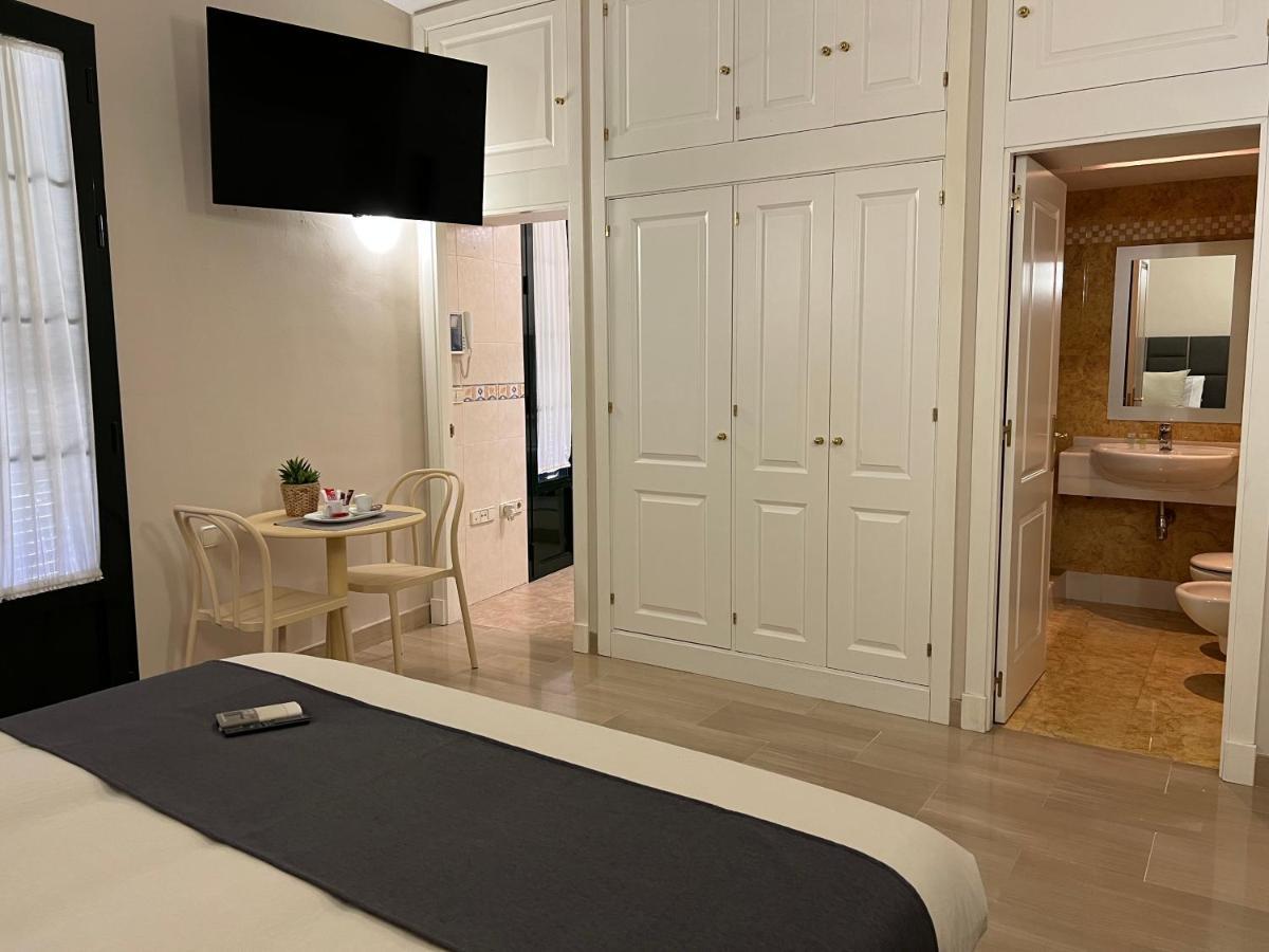 Elegant Suite Seville Exterior photo